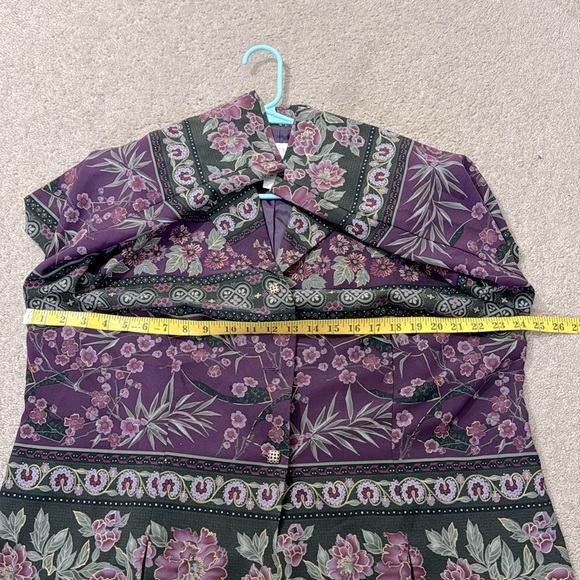 Beautiful Purple & Green Floral Blazer Size 20Wp - Picture 7 of 9